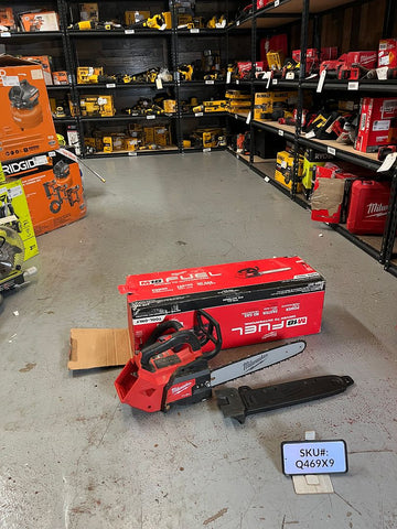 USED Milwaukee M18 FUEL 12 in. 18V Cordless Top Handle Chainsaw (Tool Only) 2826-20