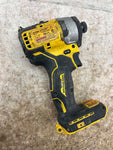 BIT WOBBLES USED Dewalt ATOMIC 20V Cordless 1/4 in. Impact Driver (Tool Only) Q449X4