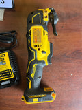 QUICK CONNECT BLADES ONLY USED Dewalt ATOMIC 20V Multi Tool Kit ONE 2Ah Battery DCS354D1 Q489X3