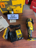 QUICK CONNECT BLADES ONLY USED Dewalt ATOMIC 20V Multi Tool Kit ONE 2Ah Battery DCS354D1 Q489X3