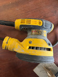 USED Dewalt 3 Amp Corded 5 in. Variable Speed Random Orbital Sander DWE6423 Q490X20