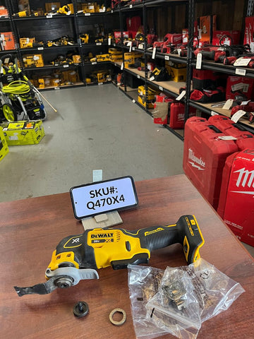 LIGHTLY USED Dewalt 20V XR Cordless 3-Speed Oscillating Multi Tool (Tool Only) DCS356B