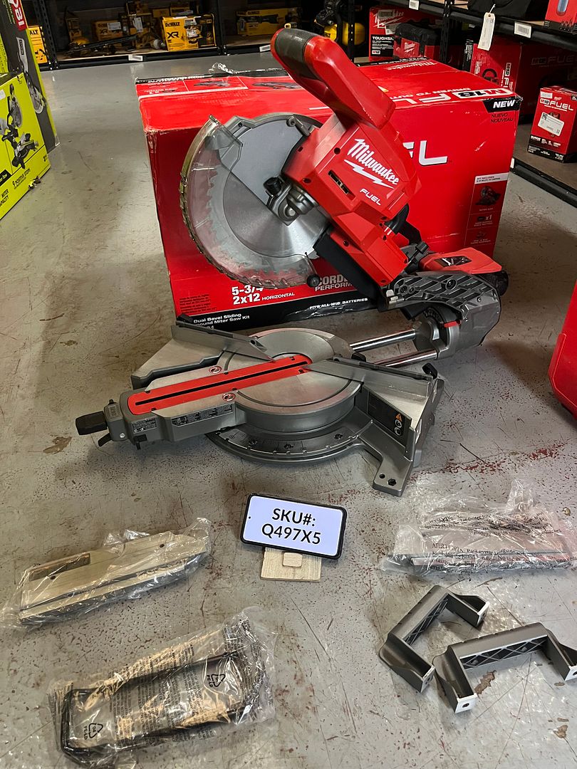 LIGHTLY USED Milwaukee M18 FUEL 18V 10 in. Dual Bevel Sliding Compound Miter Saw (Tool Only) 2734-20